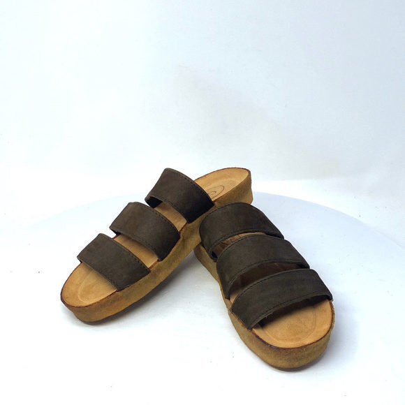 Doris‎ - Picture 4 of 5